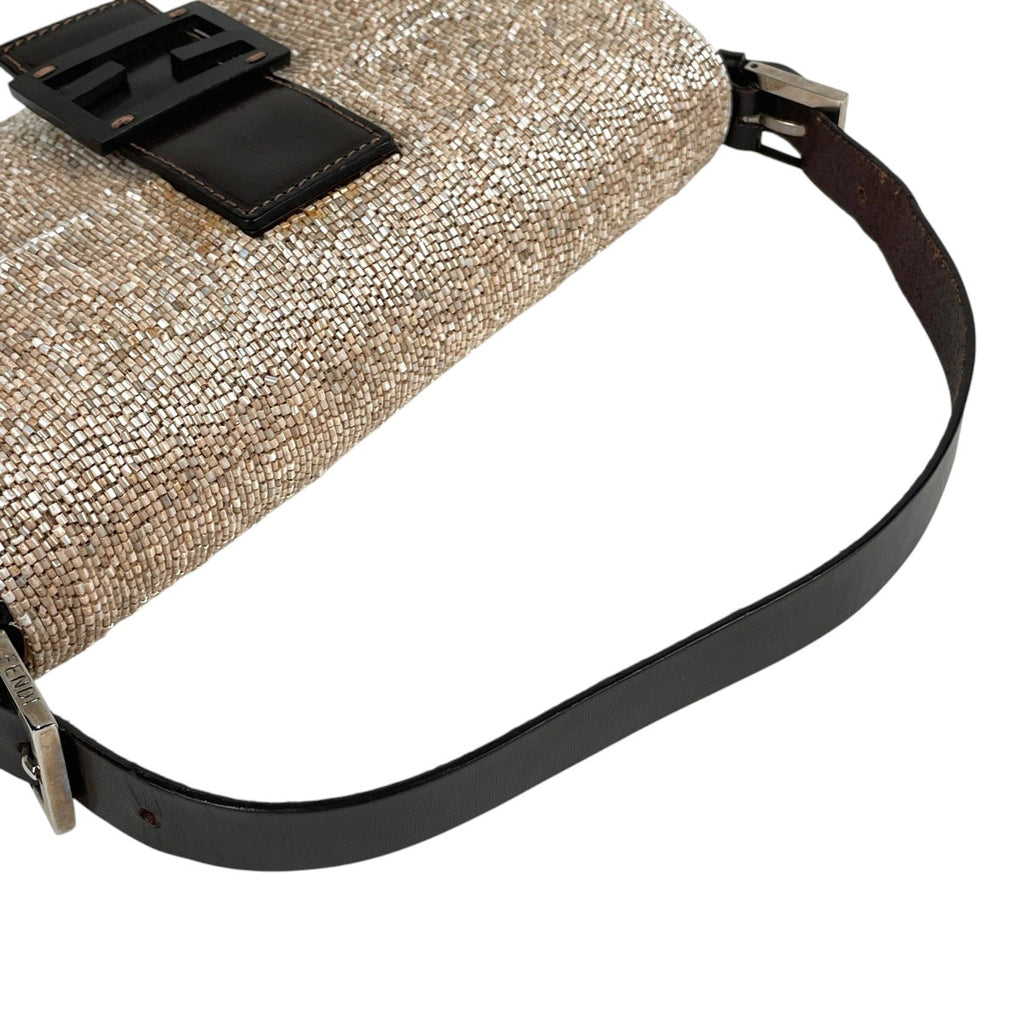 フェンディ ズッカロゴ マンマバゲット ハンドバッグ ワンショルダー 肩掛け ビーズ ショルダーバッグ レザー ベージュ ブラウン 26424 レディース 【中古】brbag