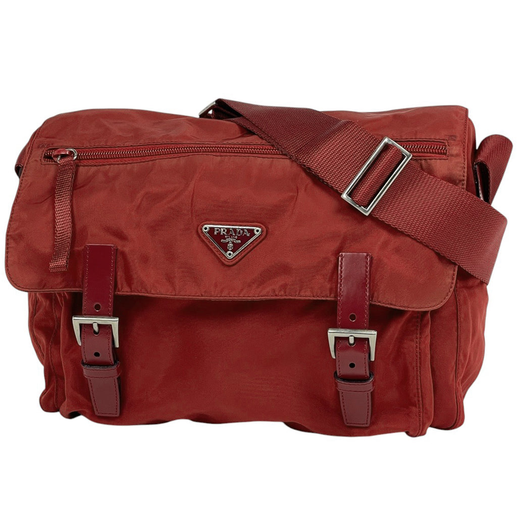 プラダ ロゴプレート ショルダーバッグ メッセンジャーバッグ ショルダーバッグ ナイロン レッド B6671 レディース 【中古】brbag