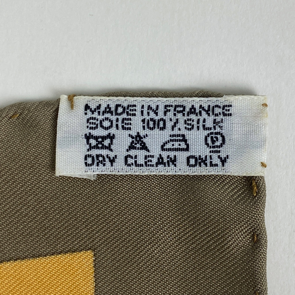 エルメス カレ 90 Raconte moi le cheval お馬の話をして スカーフ シルク オレンジ ブラウン レディース 【中古】brbag