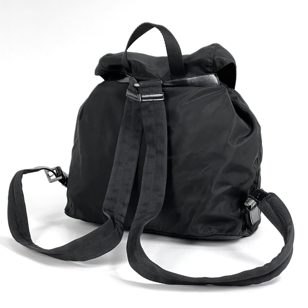 プラダ ロゴプレート リュックサック バッグパック リュック ナイロン ネロ(ブラック) レディース 【中古】brbag