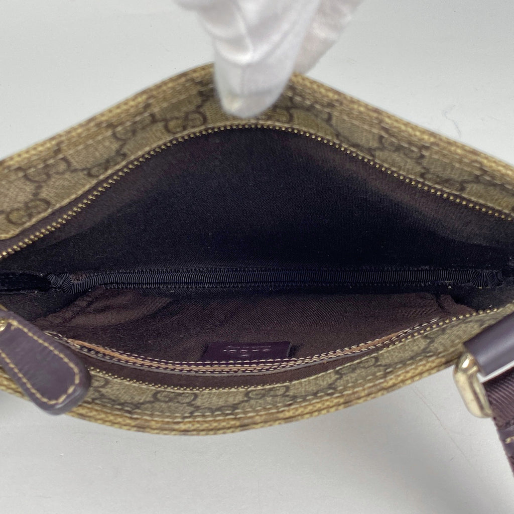 グッチ GG柄 ショルダーバッグ メッセンジャーバッグ 斜め掛け GGスプリーム ショルダーバッグ コーティングキャンバス ブラウン 201538 レディース 【中古】brbag