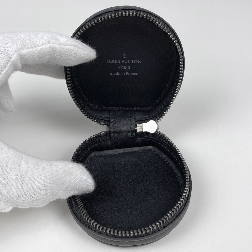 ルイ・ヴィトン エテュイ イヤフォン ダミエジャイアント NIGO イヤフォンケース バッグチャーム ダミエ ブラウン GI0494 レディース 【中古】brbag