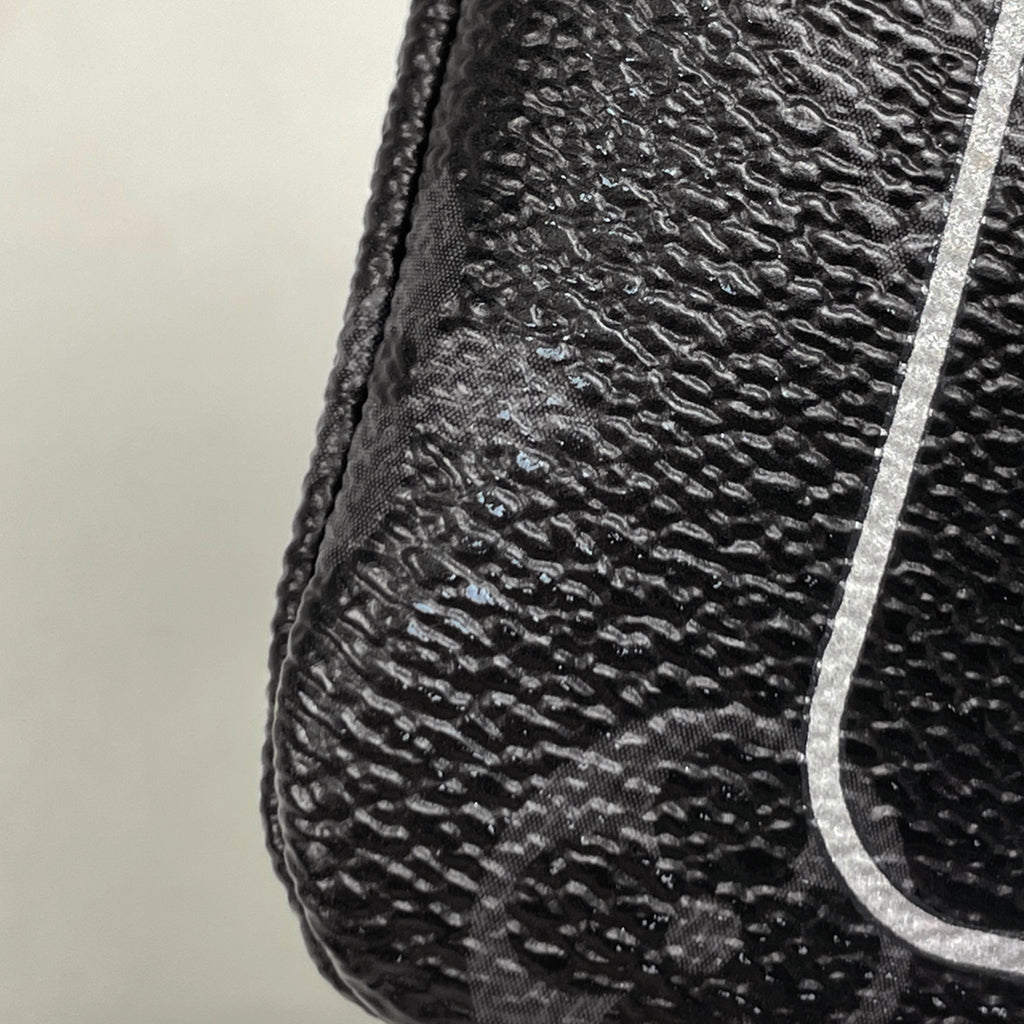 ルイ・ヴィトン フラッシュ iphone ポーチ 藤原ヒロシ アクセサリーポーチ モノグラムエクリプス ノワール(ブラック) M64433 レディース 【中古】brbag