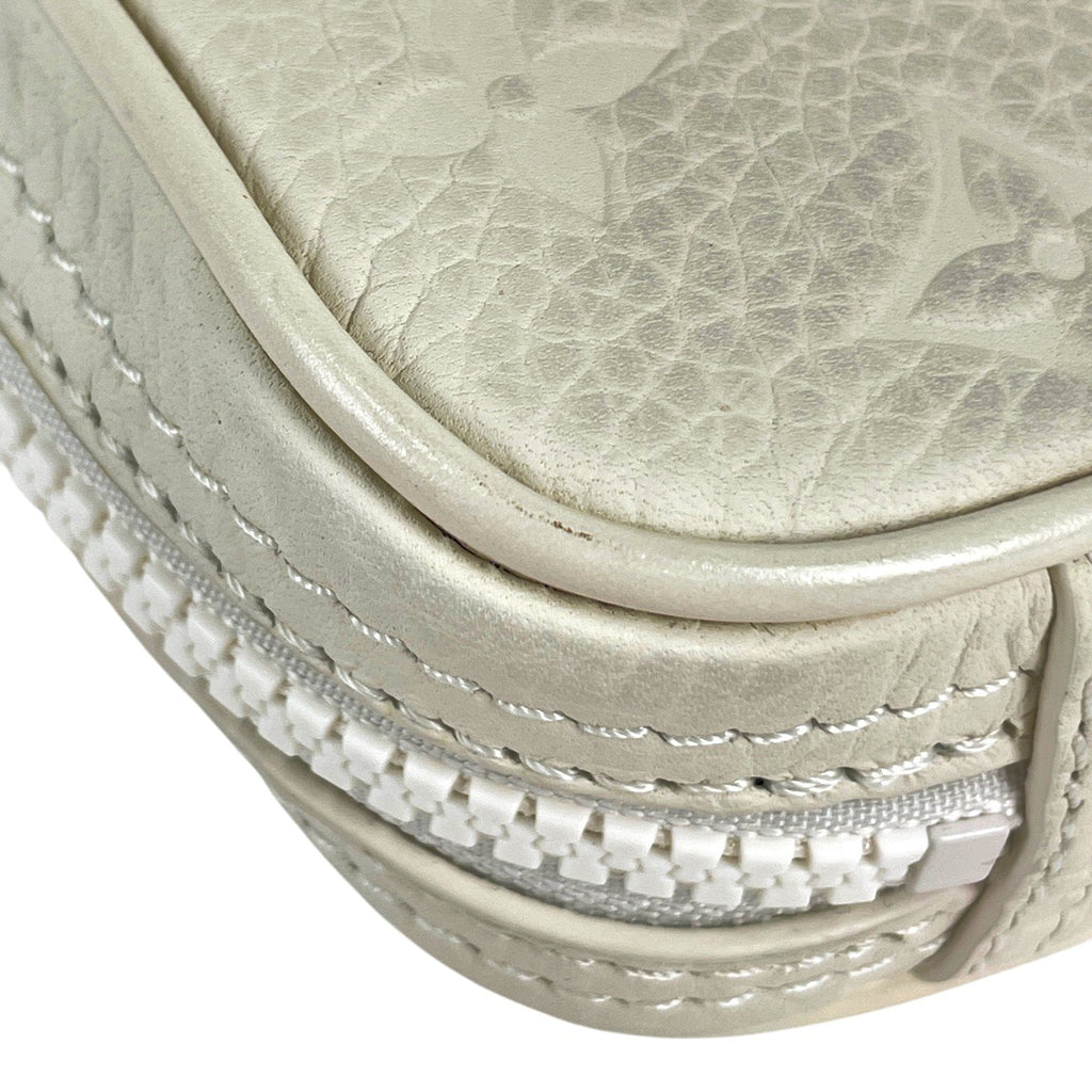 ルイ・ヴィトン ユティリティ サイドバッグ ショルダーバッグ ウエストバッグ モノグラム ボディバッグ トリヨン ホワイト M53297 レディース 【中古】brbag