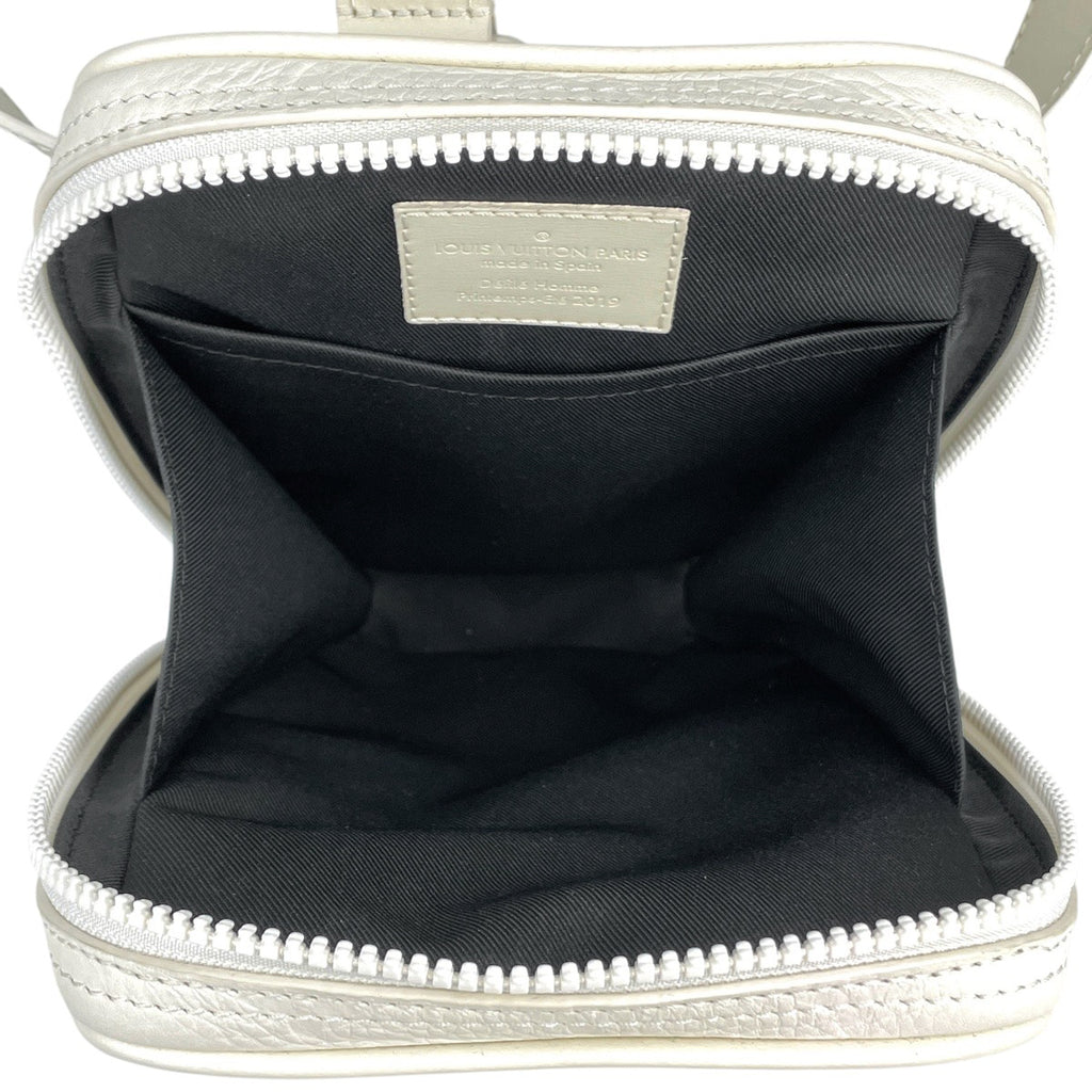 ルイ・ヴィトン ユティリティ サイドバッグ ショルダーバッグ ウエストバッグ モノグラム ボディバッグ トリヨン ホワイト M53297 レディース 【中古】brbag