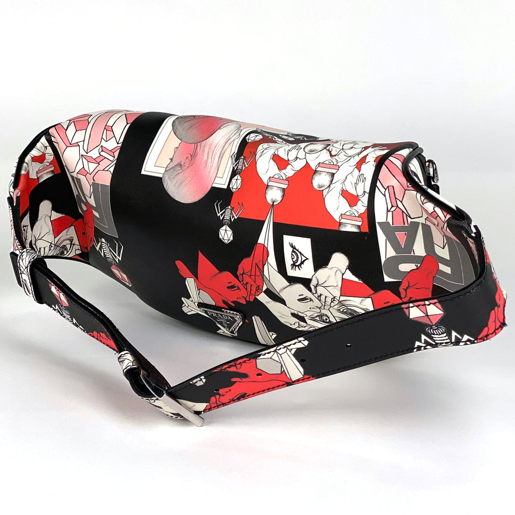 プラダ コミックプリント ボディバッグ ウエストバッグ ロゴ ボディバッグ レザー ネロ(ブラック) マルチカラー 2VL006 レディース 【中古】brbag