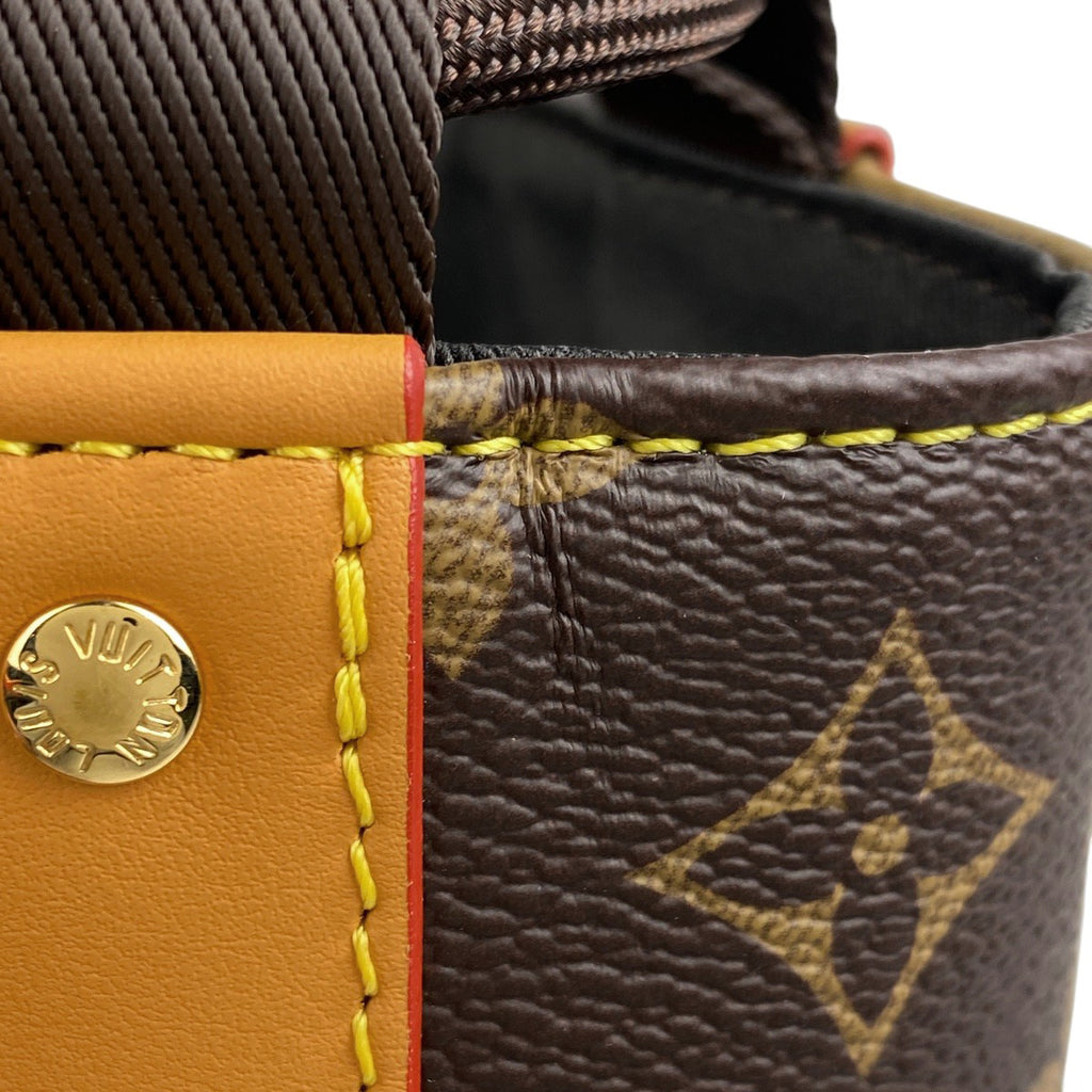 ルイ・ヴィトン ランドネ メッセンジャー モノグラムストライプ NIGO 巾着型 ショルダーバッグ モノグラム ブラウン M45968 メンズ 【中古】brbag