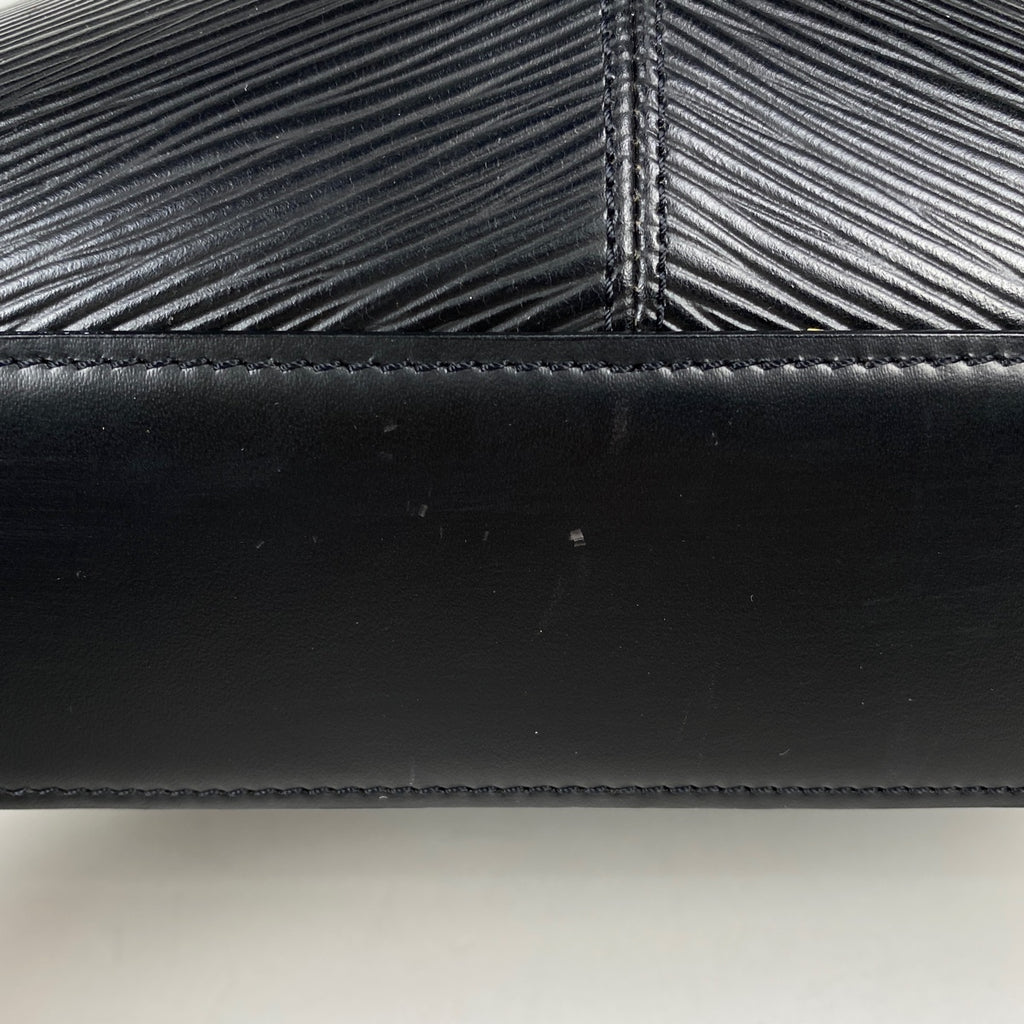 ルイ・ヴィトン レヴリ 肩掛け ショルダーバッグ エピ ノワール(ブラック) M52162 レディース 【中古】brbag