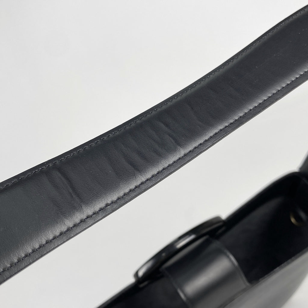 ルイ・ヴィトン レヴリ 肩掛け ショルダーバッグ エピ ノワール(ブラック) M52162 レディース 【中古】brbag