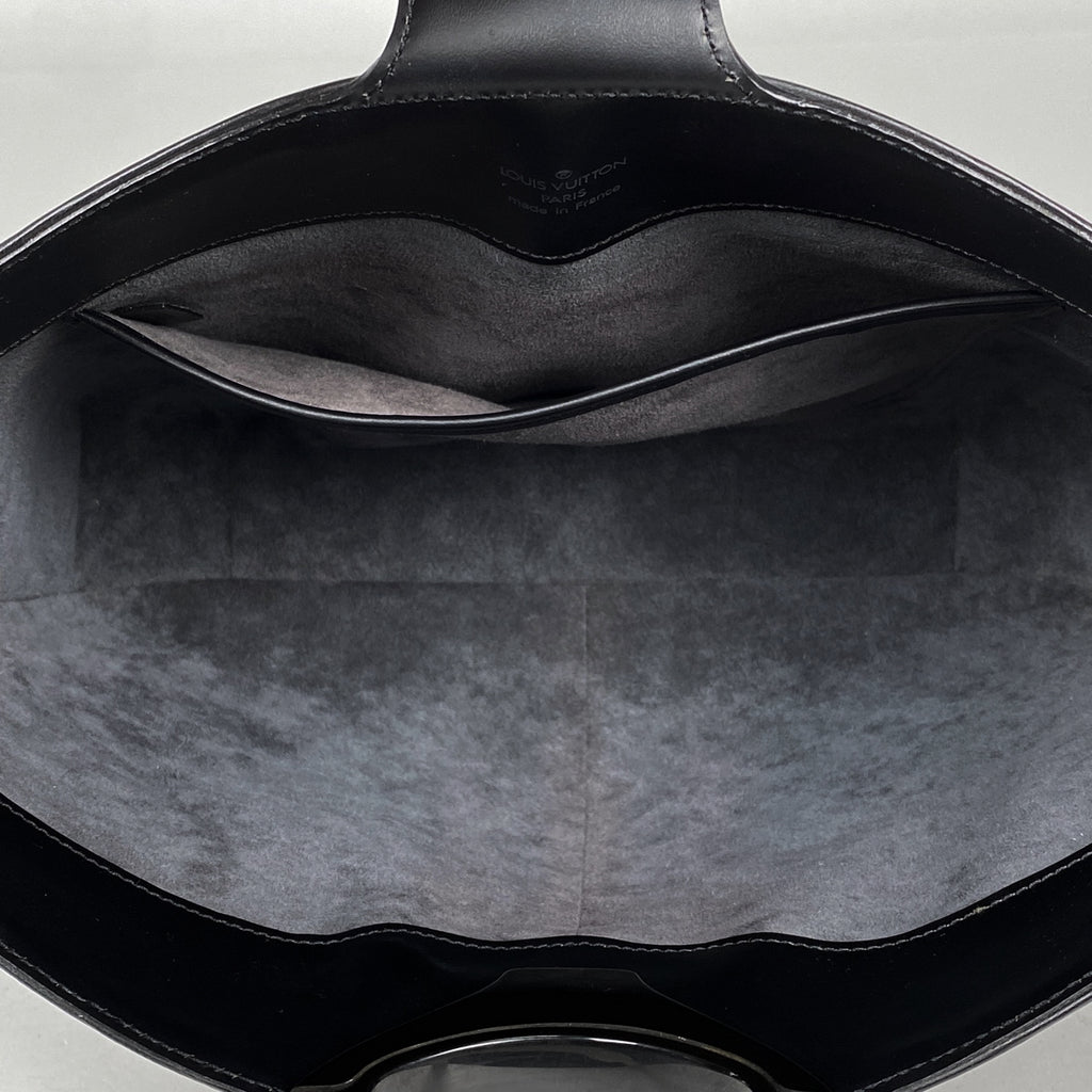 ルイ・ヴィトン レヴリ 肩掛け ショルダーバッグ エピ ノワール(ブラック) M52162 レディース 【中古】brbag