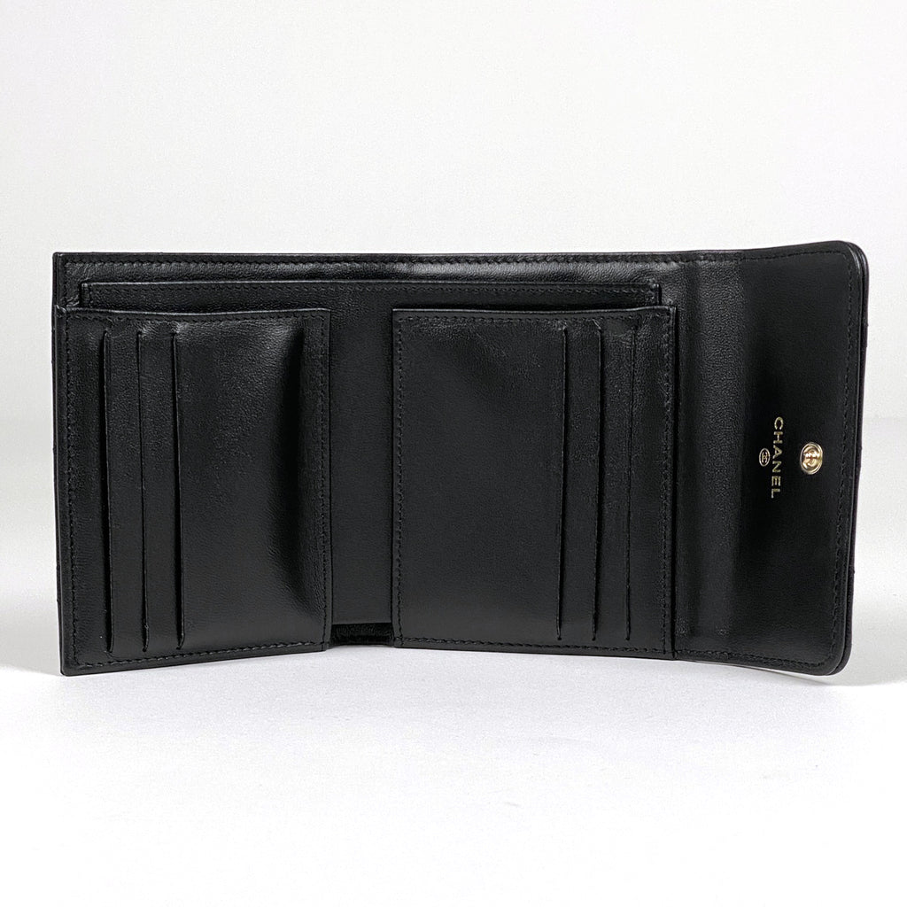 シャネル ココマーク ラインストーン 三つ折り 財布 マトラッセ ウォレット 三つ折り財布 レザー ブラック レディース 【中古】brbag