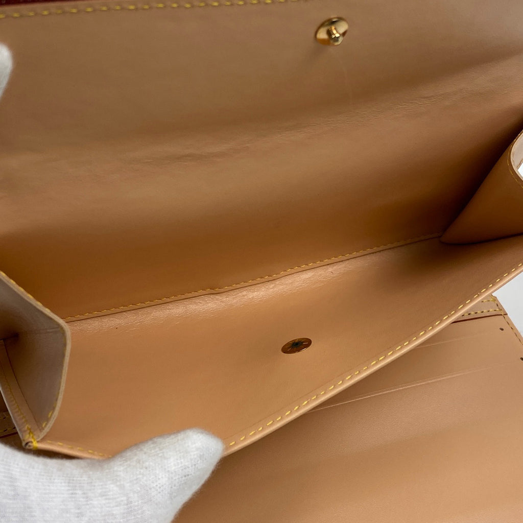 ルイ・ヴィトン ポルトフォイユ インターナショナル 札入れ 小銭入れ 長財布 モノグラムマルチカラー ブロン(ホワイト) M92659 レディース 【中古】brbag