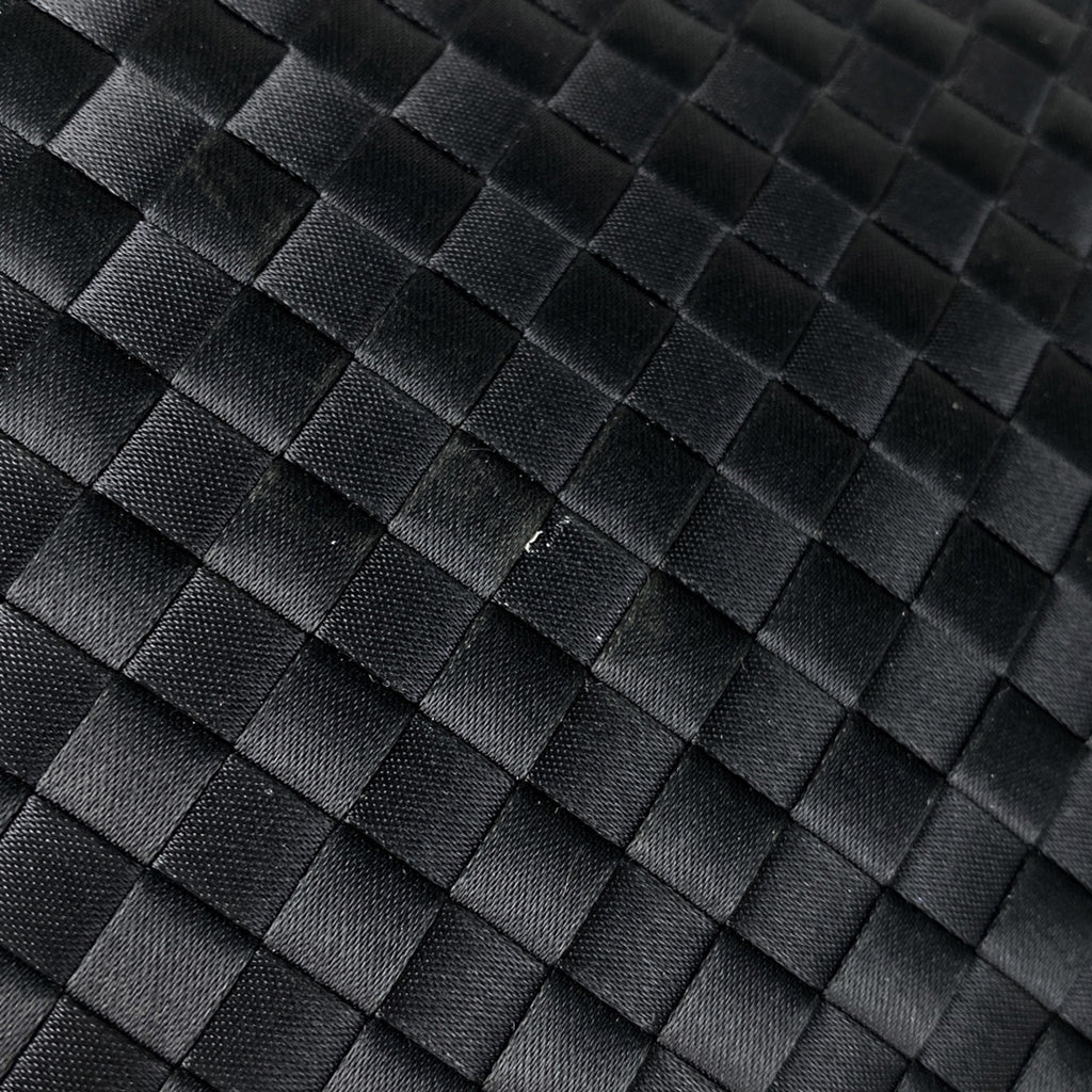 ボッテガヴェネタ イントレチャート ショルダーバッグ 斜め掛け ショルダーバッグ サテン ブラック レディース 【中古】brbag