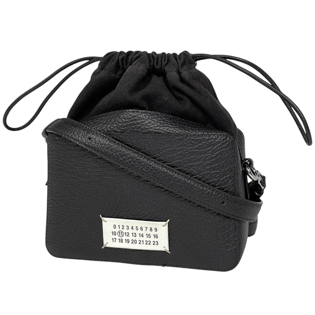 メゾン マルジェラ 5AC カメラ バッグ ミディアム 斜め掛け ショルダーバッグ レザー ブラック SB1WG0018 レディース 【中古】brbag