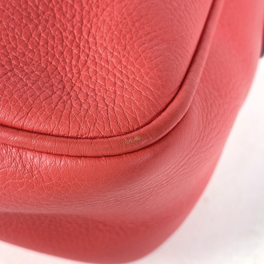 グッチ ソーホー ダブルチェーン ショルダーバッグ インターロッキングG タッセル フリンジ ショルダーバッグ レザー ピンク 308983 レディース 【中古】brbag