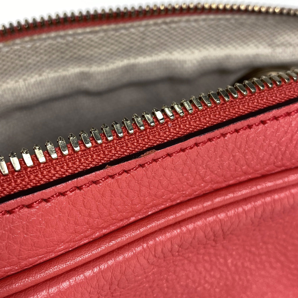 グッチ ソーホー ダブルチェーン ショルダーバッグ インターロッキングG タッセル フリンジ ショルダーバッグ レザー ピンク 308983 レディース 【中古】brbag