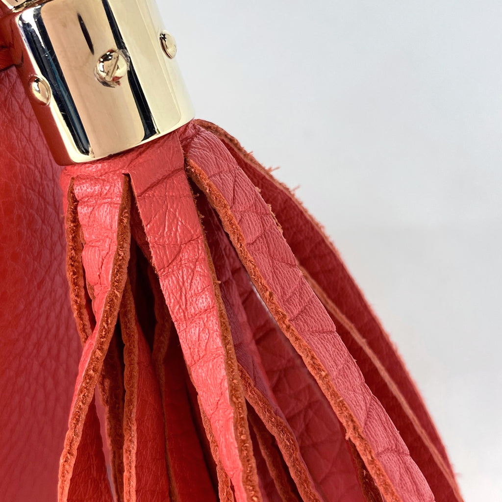 グッチ ソーホー ダブルチェーン ショルダーバッグ インターロッキングG タッセル フリンジ ショルダーバッグ レザー ピンク 308983 レディース 【中古】brbag