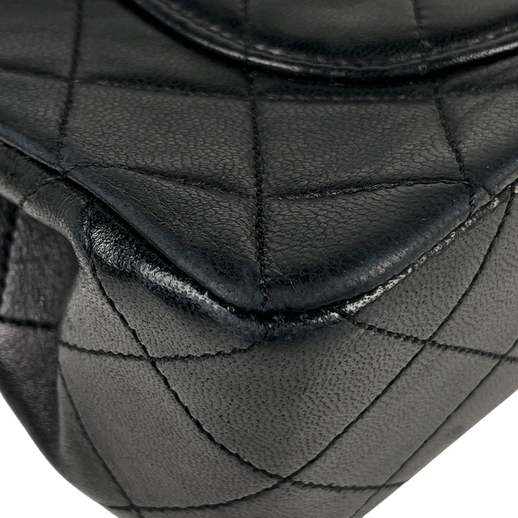 シャネル マトラッセ Wフラップ チェーン ショルダーバッグ ココマーク ショルダーバッグ レザー ブラック A01113 レディース 【中古】brbag