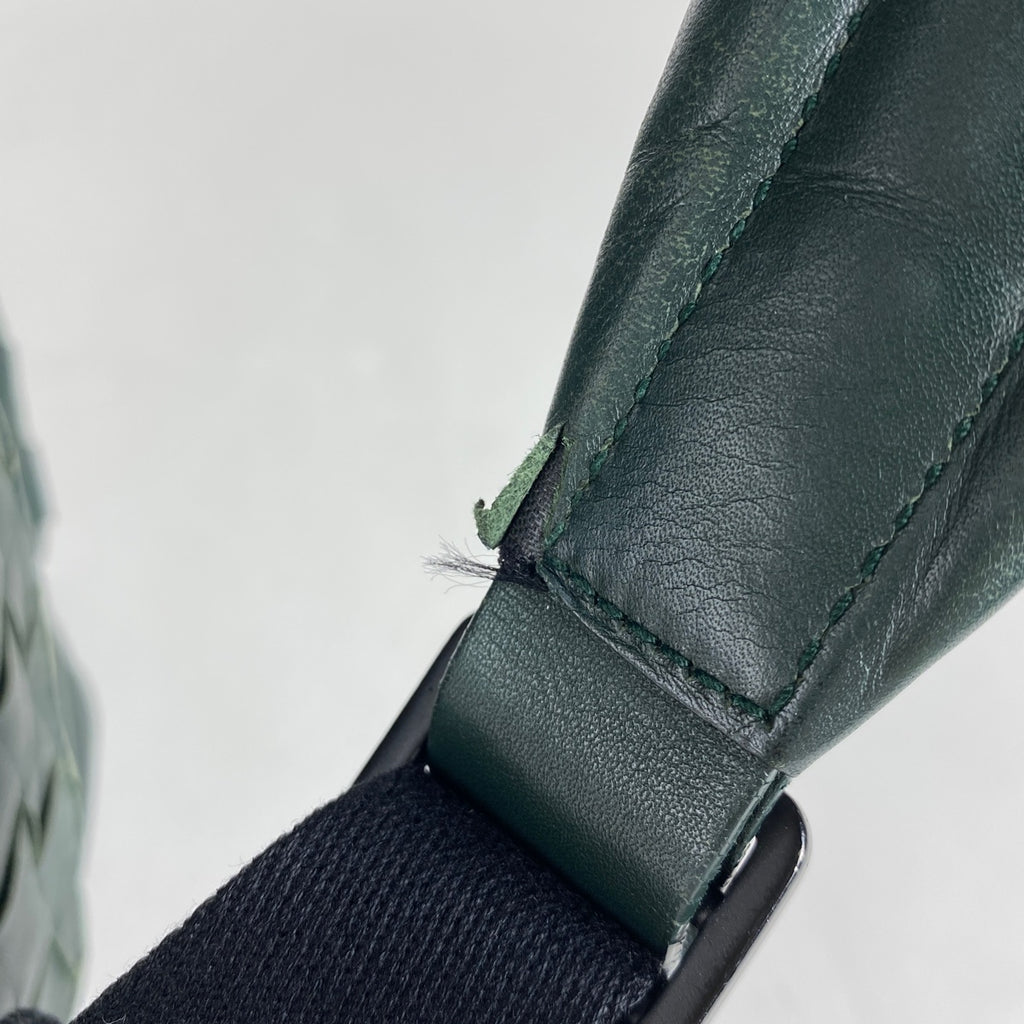 ボッテガヴェネタ イントレチャート リュックサック バックパック デイパック ナッパ リュック レザー グリーン B08560921K レディース 【中古】brbag