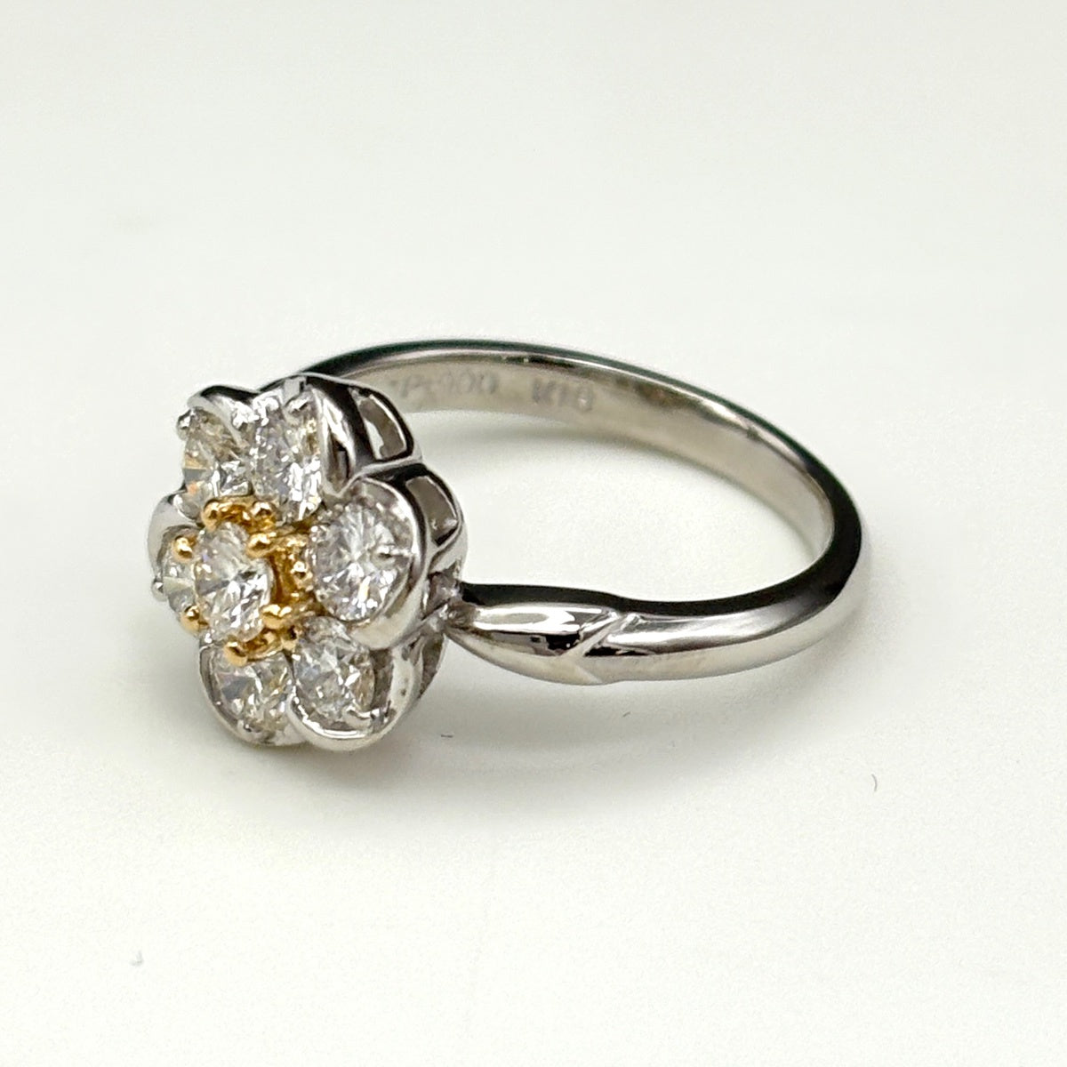 フラワーモチーフ デザインリング プラチナ YG イエローゴールド 指輪