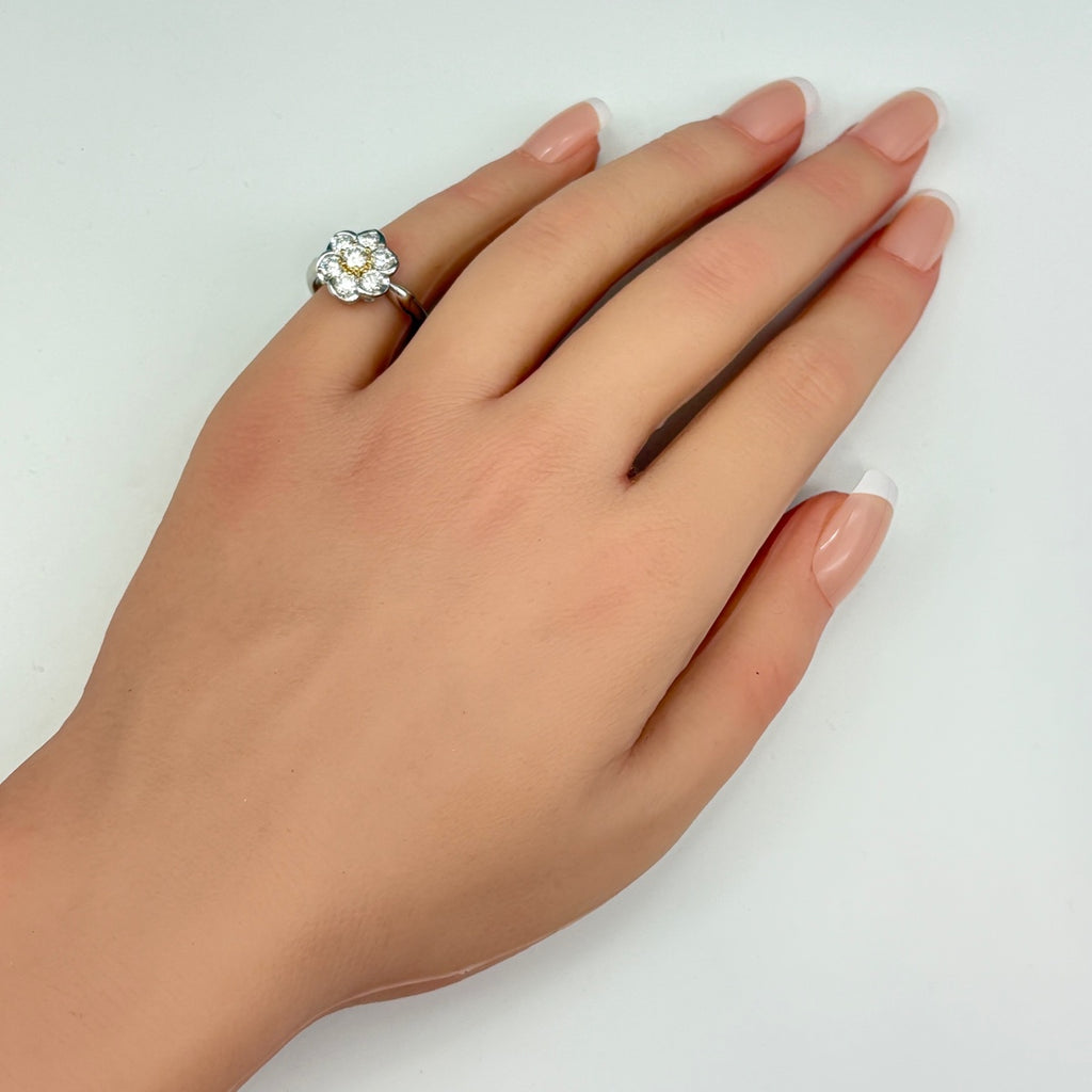 フラワーモチーフ デザインリング プラチナ YG イエローゴールド 指輪