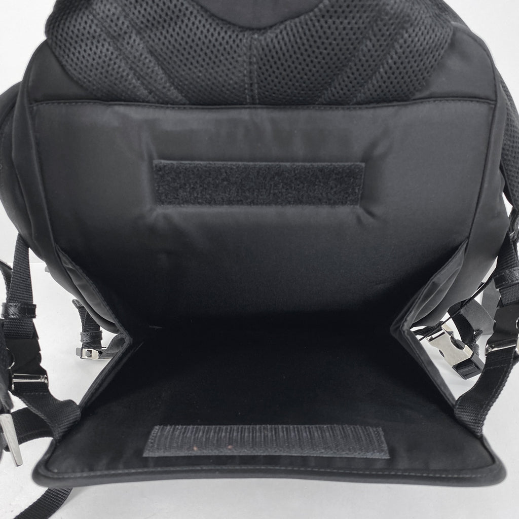 プラダ ロゴ リュックサック モンタナ バックパック デイパック リュック ナイロン ネロ(ブラック) レディース 【中古】brbag