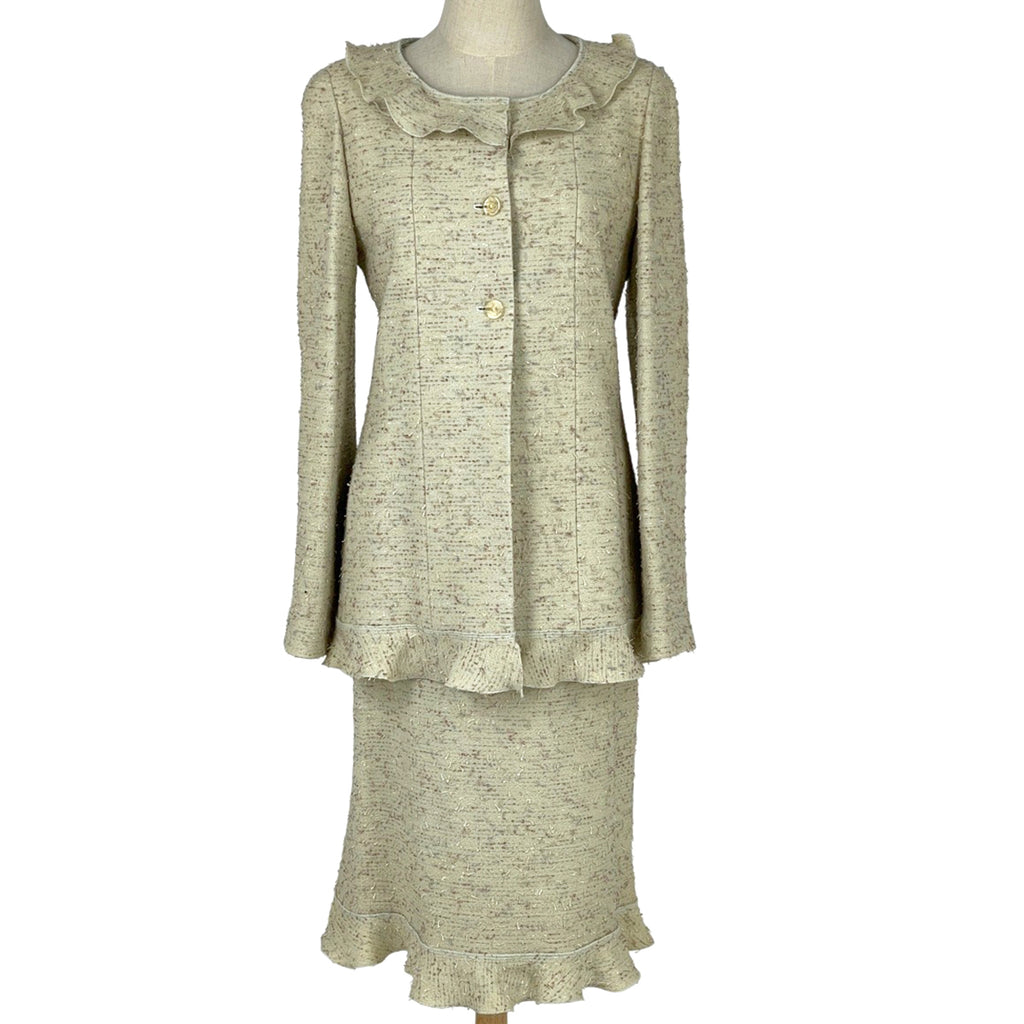 シャネル ココマークボタン セットアップ フリル 99A セットアップ スカートスーツ ライトグリーン レディース 【中古】brapp