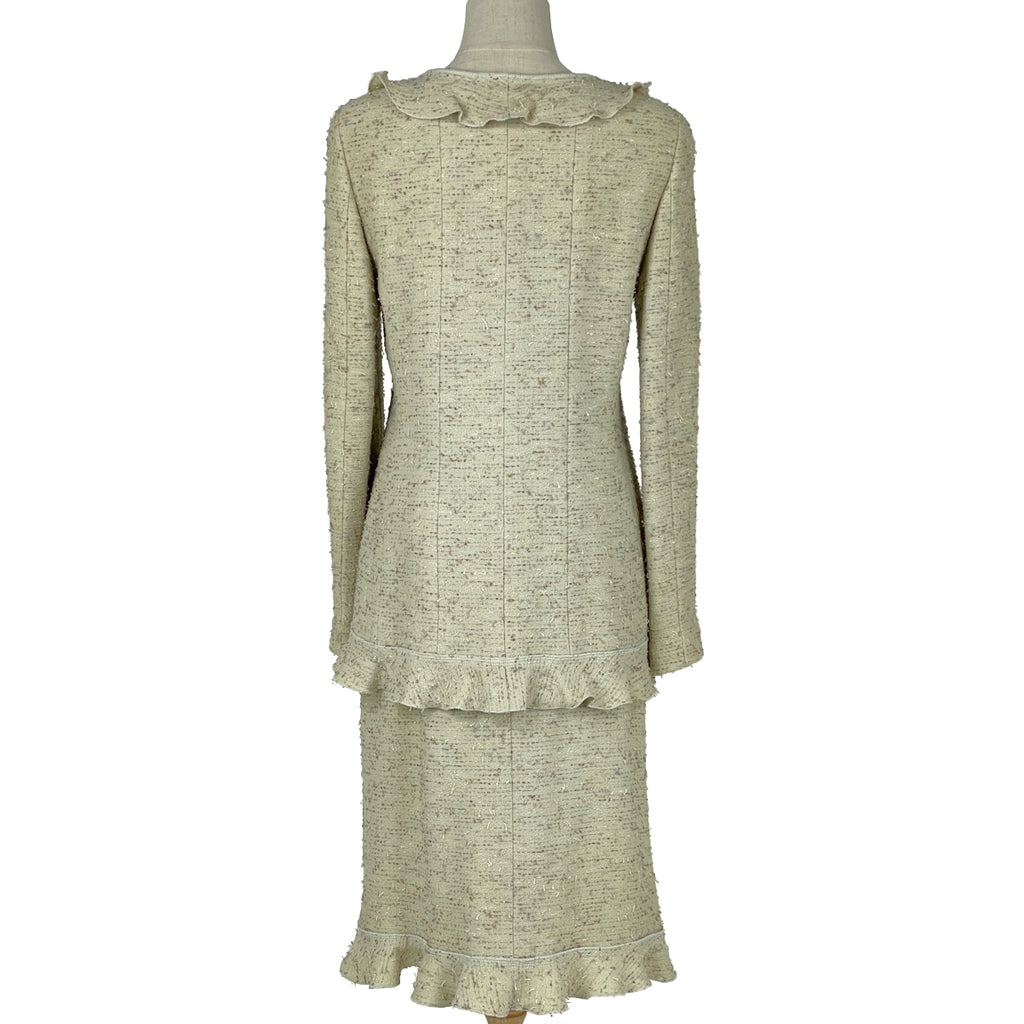 シャネル ココマークボタン セットアップ フリル 99A セットアップ スカートスーツ ライトグリーン レディース 【中古】brapp