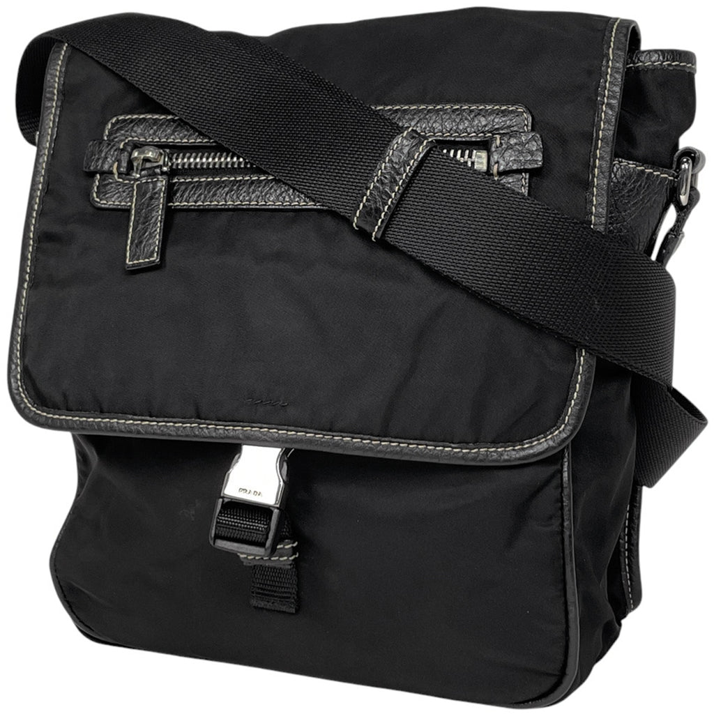 プラダ ロゴプレート ショルダーバッグ 斜め掛け ショルダーバッグ ナイロン ネロ(ブラック) レディース 【中古】brbag