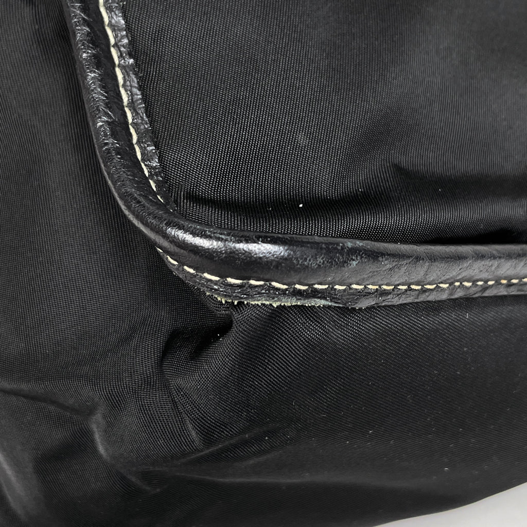 プラダ ロゴプレート ショルダーバッグ 斜め掛け ショルダーバッグ ナイロン ネロ(ブラック) レディース 【中古】brbag