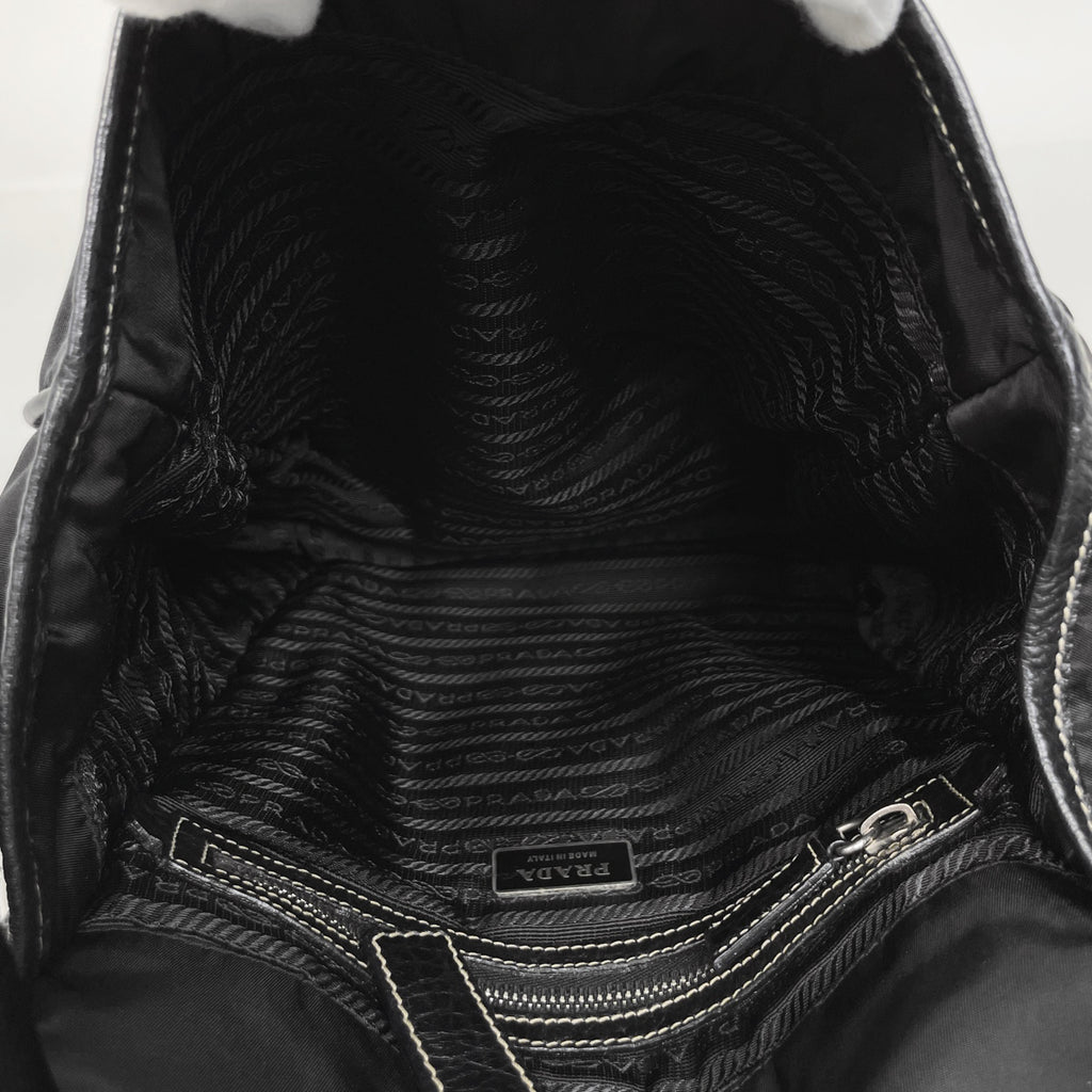 プラダ ロゴプレート ショルダーバッグ 斜め掛け ショルダーバッグ ナイロン ネロ(ブラック) レディース 【中古】brbag