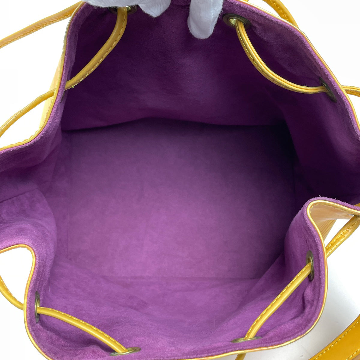 【値下げ】☆美品☆ルイヴィトン エピ プチ・ノエ 巾着ショルダーバッグ バイセル公式】ルイ・ヴィトン プチノエ 巾着型 肩掛け ショルダー