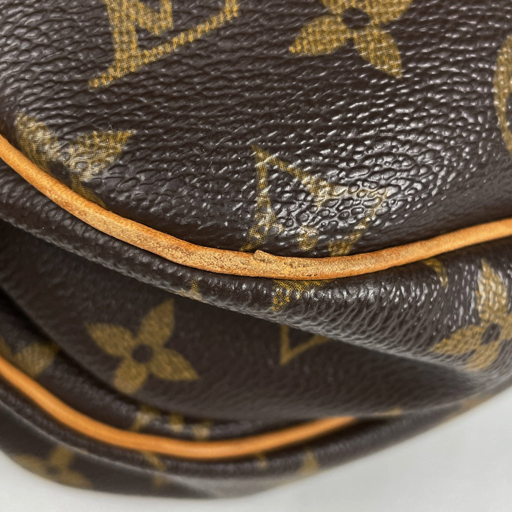 ルイ・ヴィトン ソミュール 30 斜め掛け ショルダーバッグ モノグラム ブラウン M42256 レディース 【中古】brbag