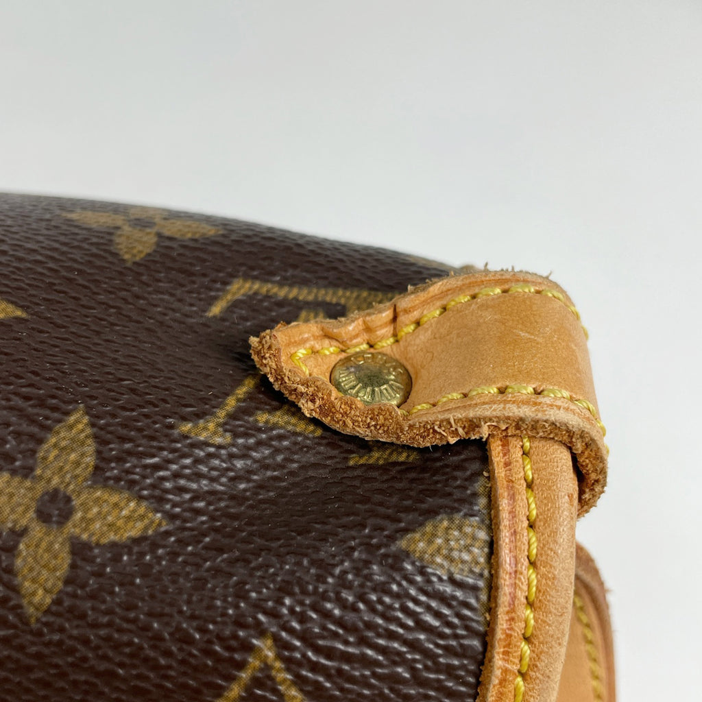 ルイ・ヴィトン ソミュール 30 斜め掛け ショルダーバッグ モノグラム ブラウン M42256 レディース 【中古】brbag