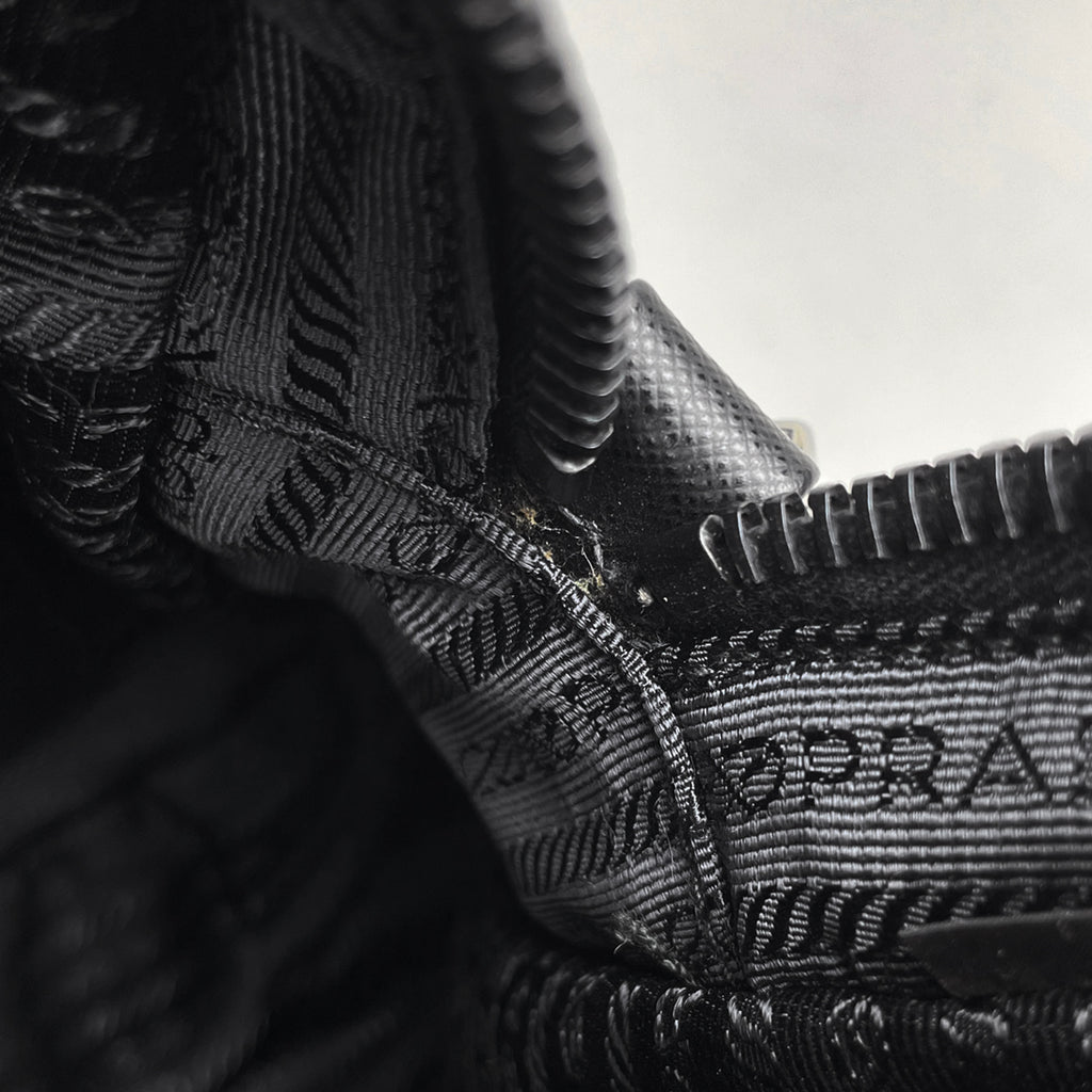 プラダ ロゴプレート ビジネスバッグ ブリーフケース 2WAY ショルダーバッグ ビジネスバッグ ナイロン ネロ(ブラック) メンズ 【中古】brbag