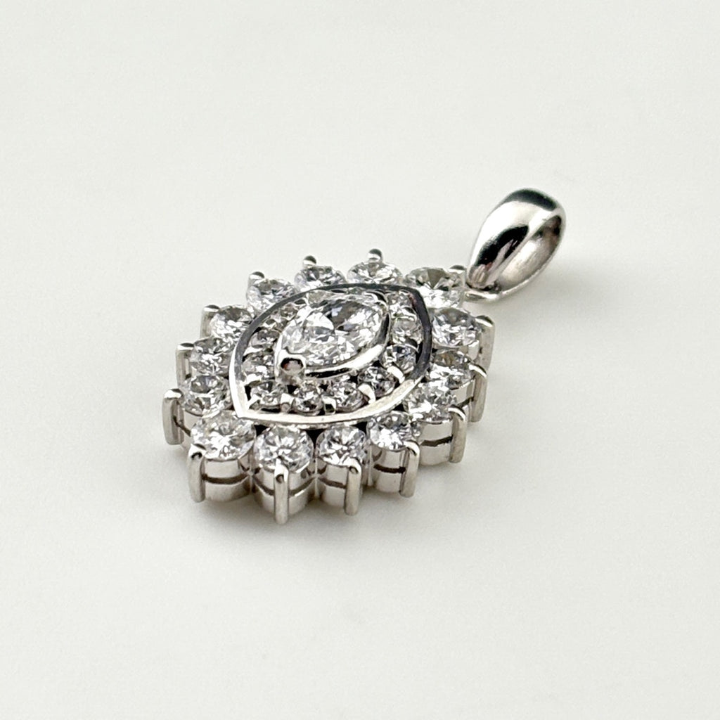 メレダイヤ デザインペンダントトップ プラチナ ペンダントトップ Pt900 ダイヤモンド レディース 【中古】nbjwl