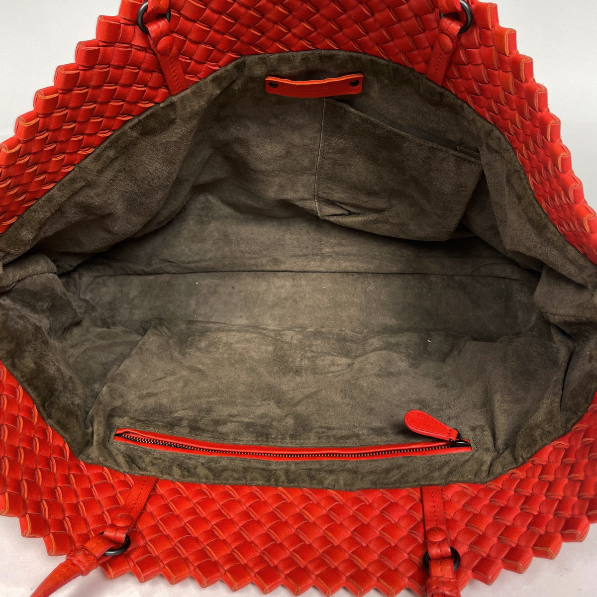 美品✨ボッテガヴェネタ　バイカラー　トートバッグ バイセル公式】ボッテガヴェネタ イントレチャート トートバッグ