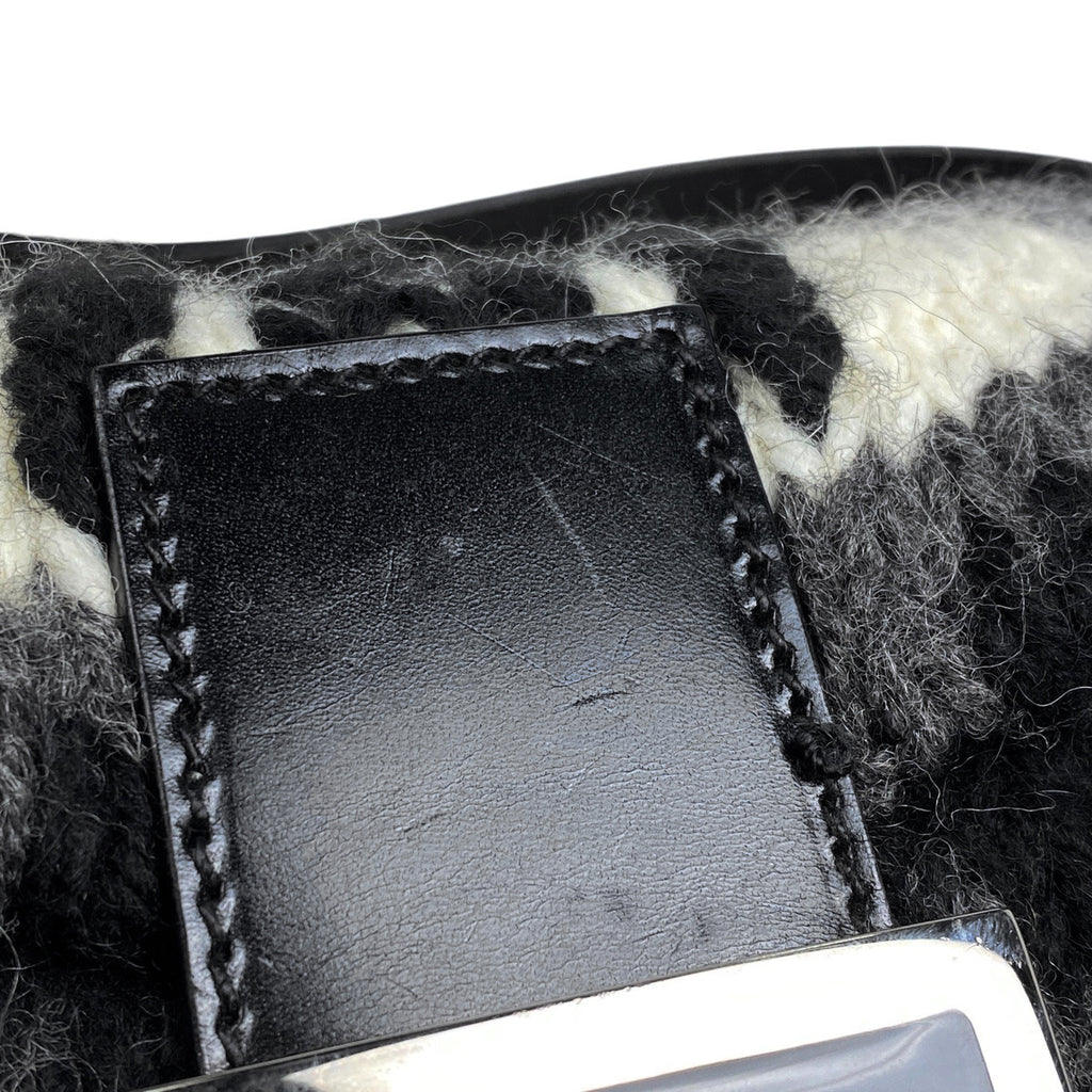 フェンディ ズッカロゴ マンマバケット ワンショルダー ハンドバッグ ショルダーバッグ ファブリック グレー 60590　 レディース 【中古】brbag