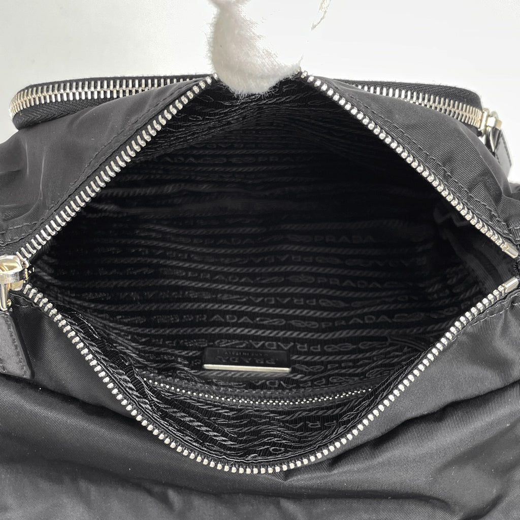 プラダ ロゴプレート ショルダーバッグ 肩掛け 斜め掛け ショルダーバッグ ナイロン ネロ(ブラック) BT8994 レディース 【中古】brbag