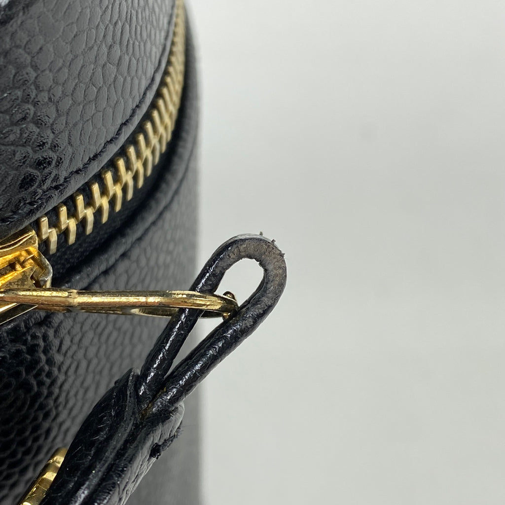 シャネル ココマーク バニティバッグ コスメ メイク 小物入れ 化粧ポーチ キャビアスキン ブラック A01998 レディース 【中古】brbag