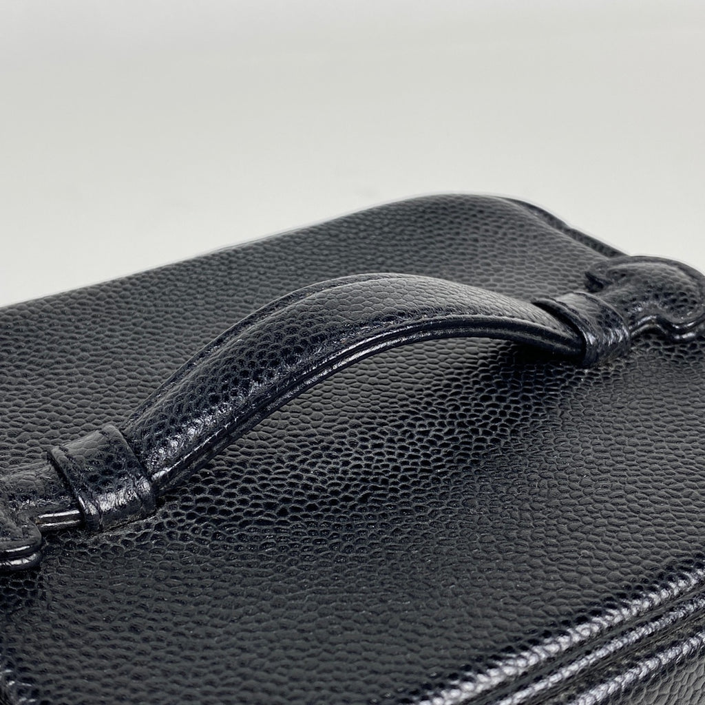 シャネル ココマーク バニティバッグ コスメ メイク 小物入れ 化粧ポーチ キャビアスキン ブラック A01998 レディース 【中古】brbag