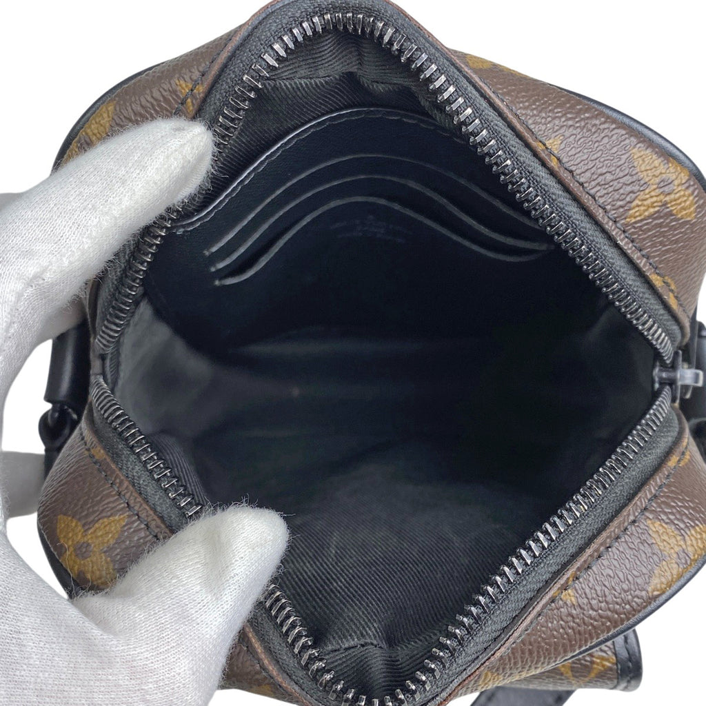 ルイ・ヴィトン クリストファー ウェアラブル ウォレット 斜め掛け ショルダーバッグ モノグラムマカサー ブラウン ノワール(ブラック) M69404 メンズ 【中古】brbag