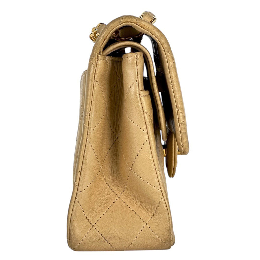 シャネル マトラッセ Wフラップ チェーン ショルダーバッグ ココマーク ショルダーバッグ レザー ベージュ A01113 レディース 【中古】brbag