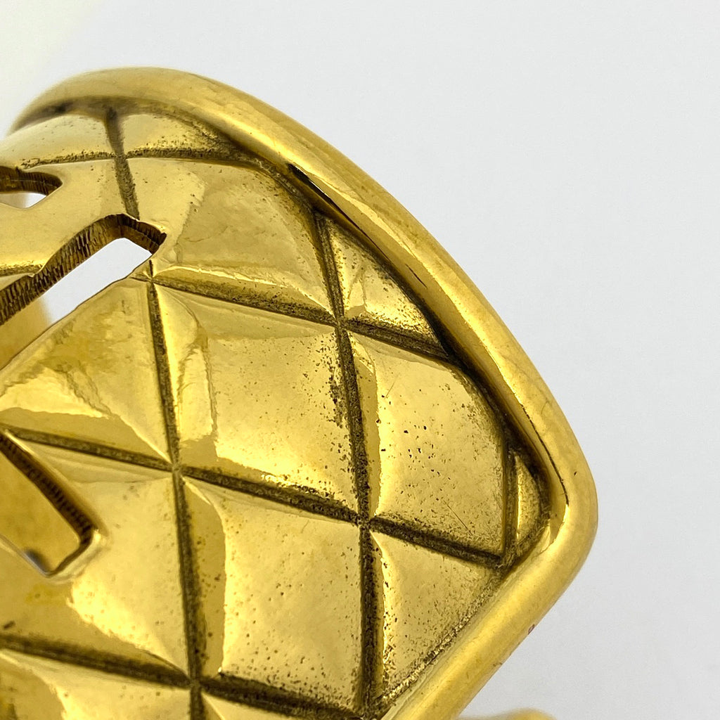 シャネル ロゴ バングル マトラッセ 腕輪 バングル GP ゴールド レディース 【中古】bracc