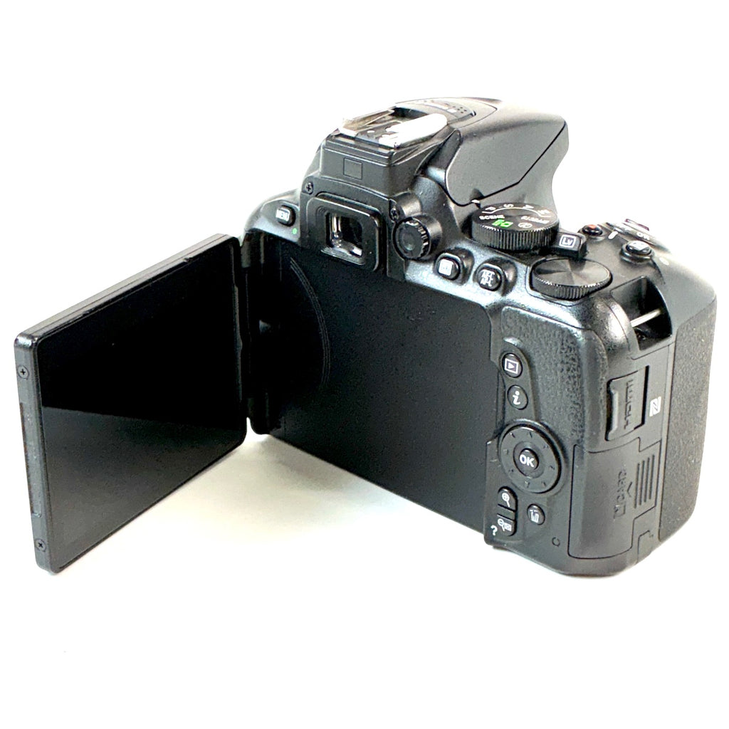 ニコン Nikon D5600 ボディ デジタル 一眼レフカメラ 【中古】cambb
