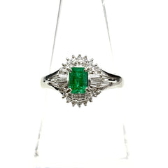 エメラルド デザインリング プラチナ 指輪 メレダイヤ リング 14.5号 Pt900 エメラルド ダイヤモンド レディース 【中古】nbjwl