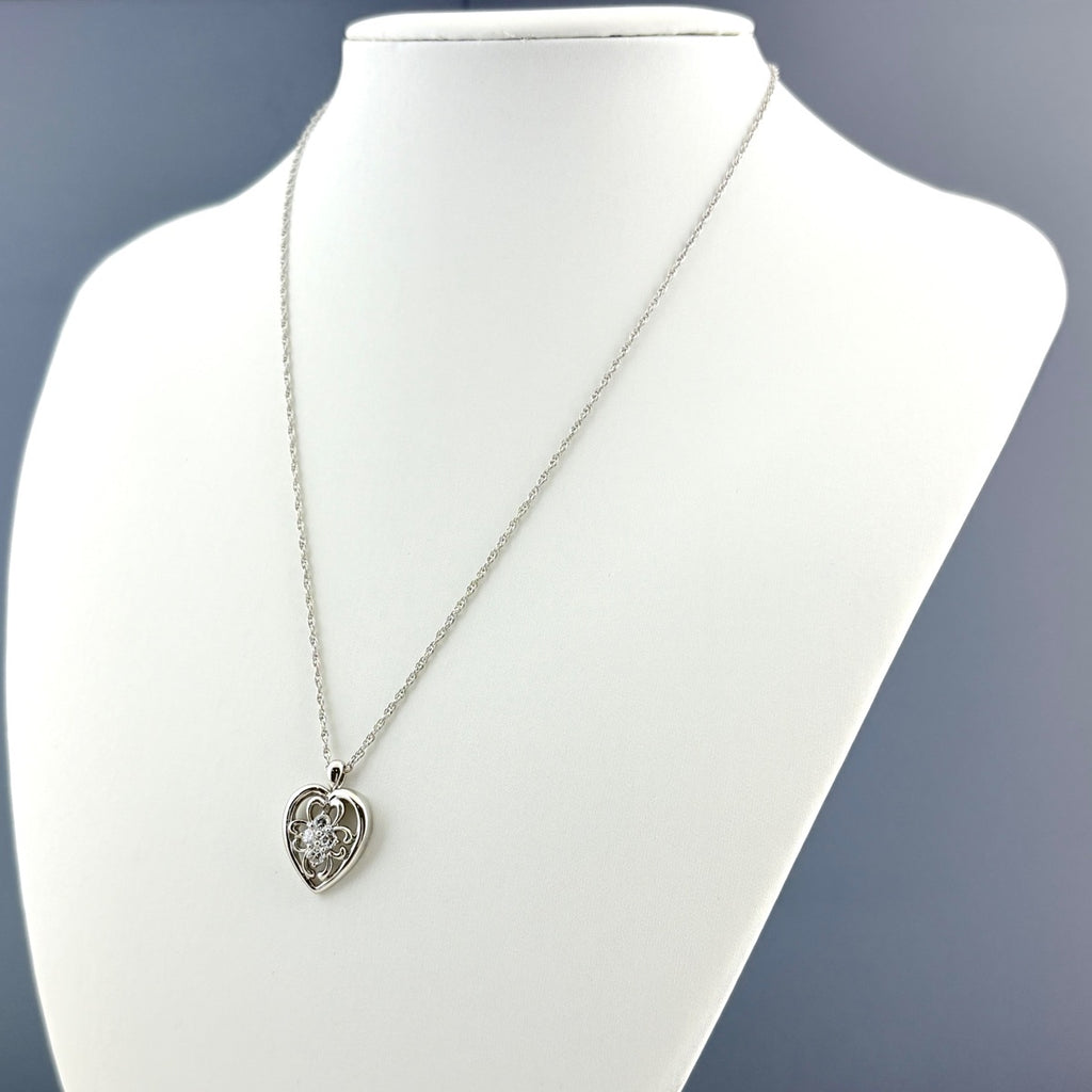 メレダイヤ デザインネックレス プラチナ ペンダント ネックレス Pt900 Pt850 ダイヤモンド レディース 【中古】nbjwl