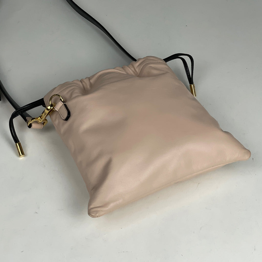 フェンディ パック スリムクラッチ スモール 巾着型 ショルダーバッグ レザー ピンク 8BT337 レディース 【中古】brbag