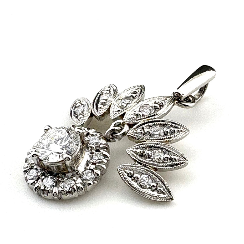 ダイヤモンド ペンダントトップ プラチナ メレダイヤ スイング ペンダントトップ Pt850 ダイヤモンド レディース 【中古】nbjwl