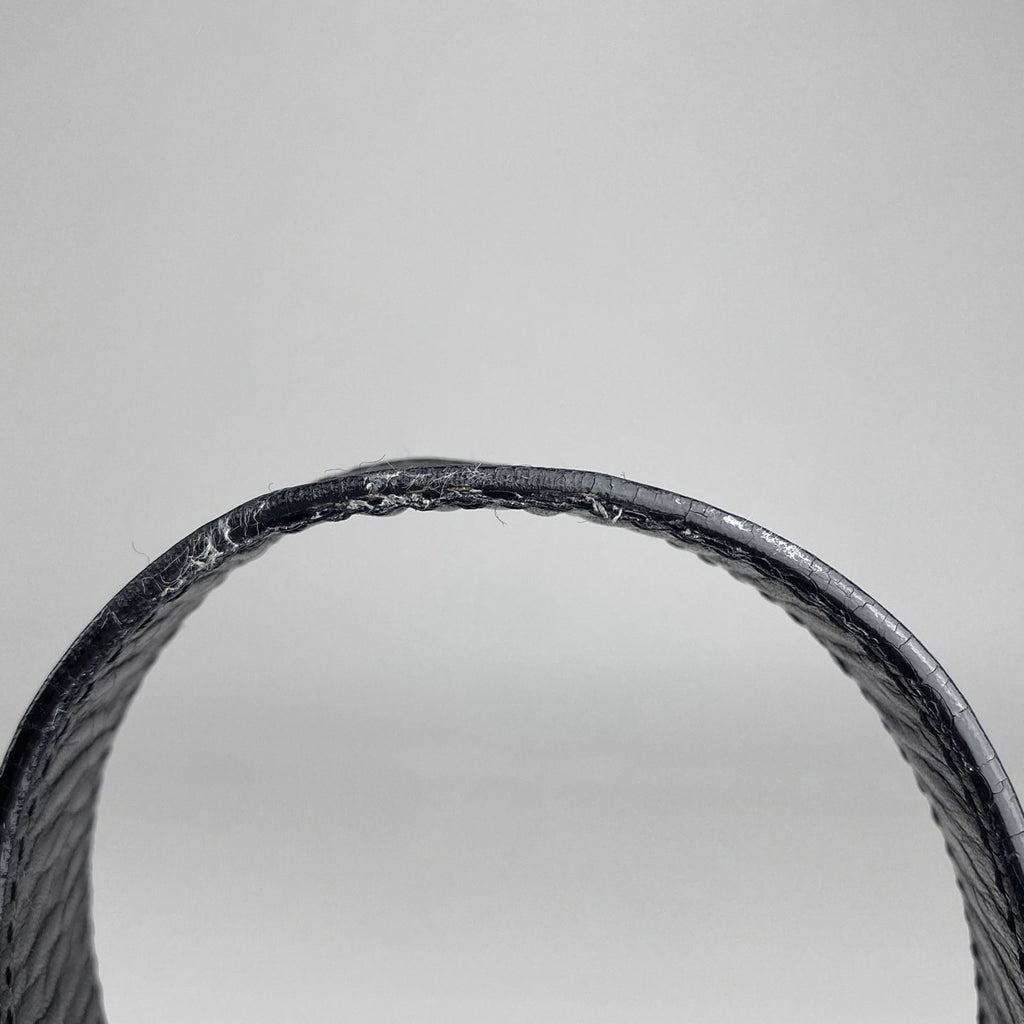 サルヴァトーレフェラガモ ロゴ ショルダーバッグ 肩掛け ショルダーバッグ レザー ブラック レディース 【中古】brbag